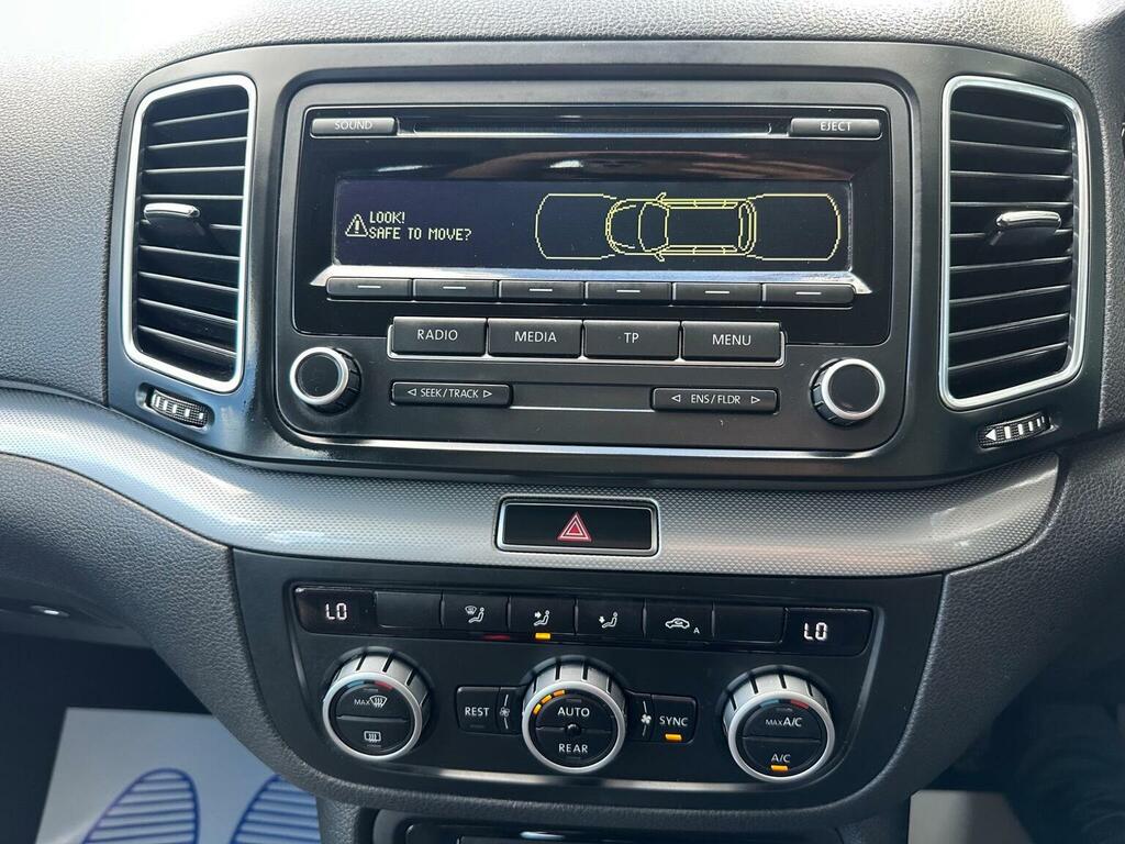 Volkswagen Sharan Red #13