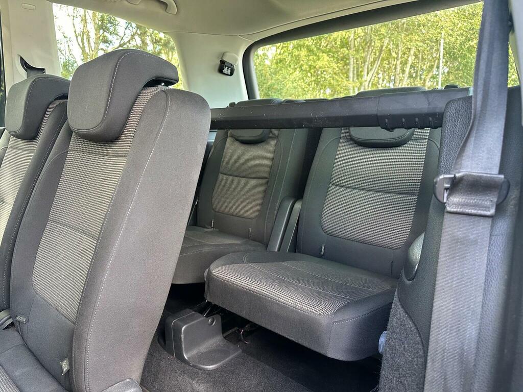 Volkswagen Sharan Red #20