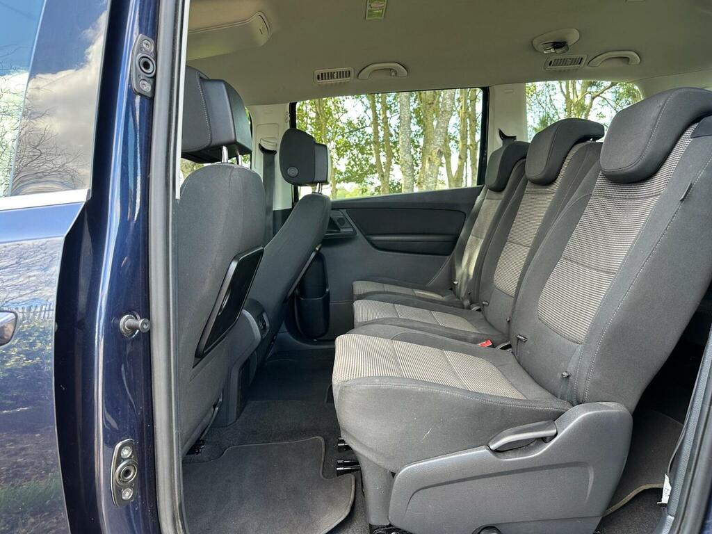Volkswagen Sharan Red #18