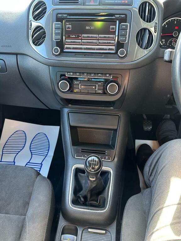 Volkswagen Tiguan Tdi Bluemotion Tech S White #16