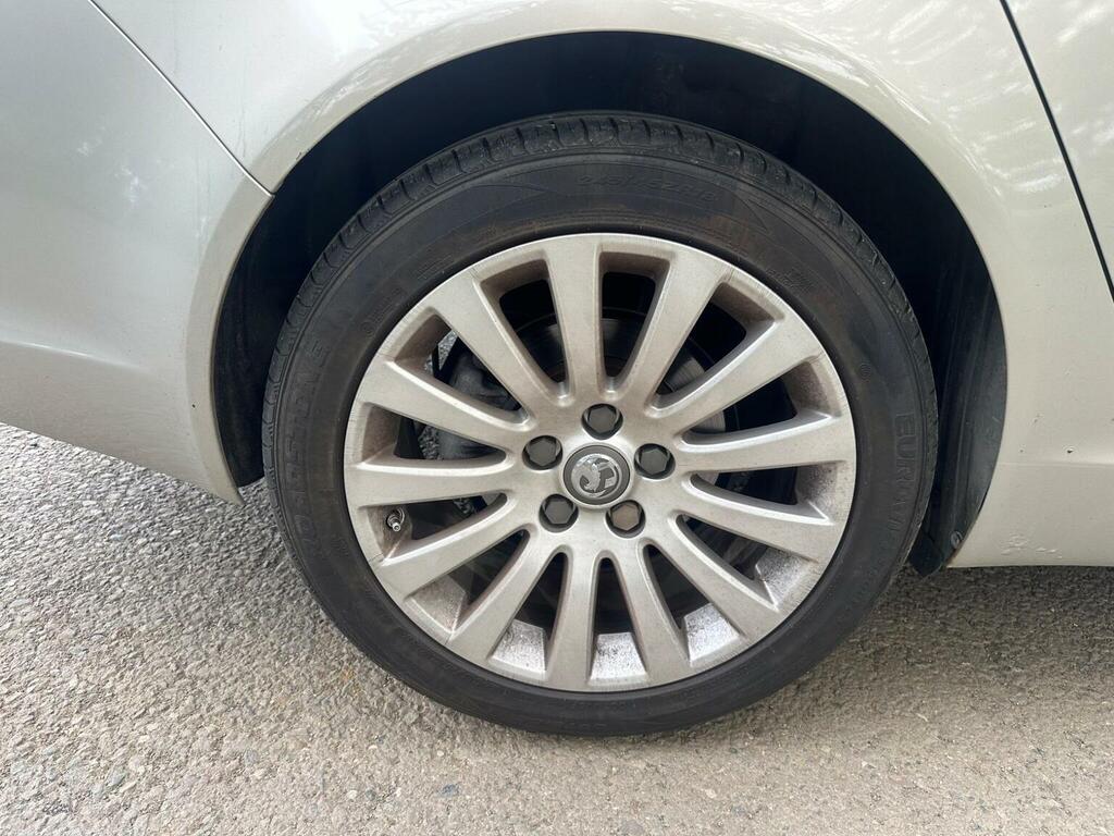 Vauxhall Insignia 2.0 Sri Cdti 160 Bhp Black #19