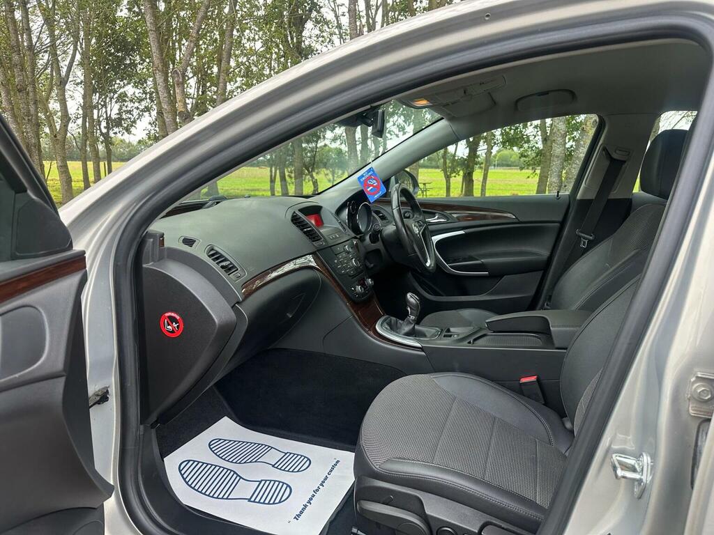 Vauxhall Insignia 2.0 Sri Cdti 160 Bhp Black #10
