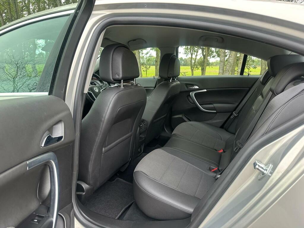 Vauxhall Insignia 2.0 Sri Cdti 160 Bhp Black #16