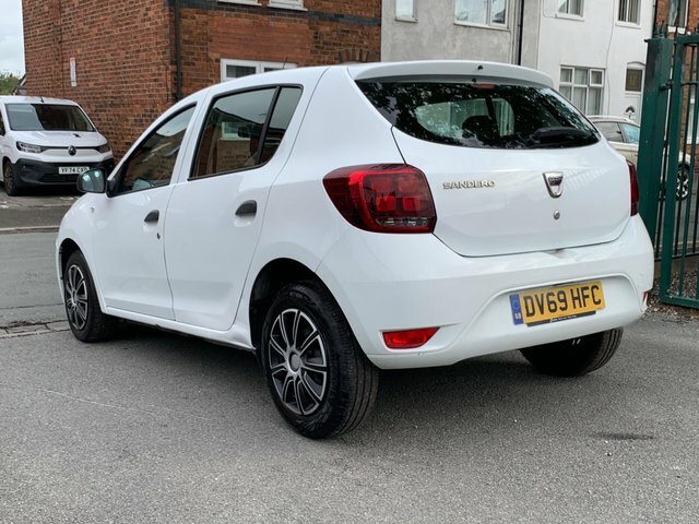 Dacia Sandero 1.0 Sce Essential Euro 6 White #4