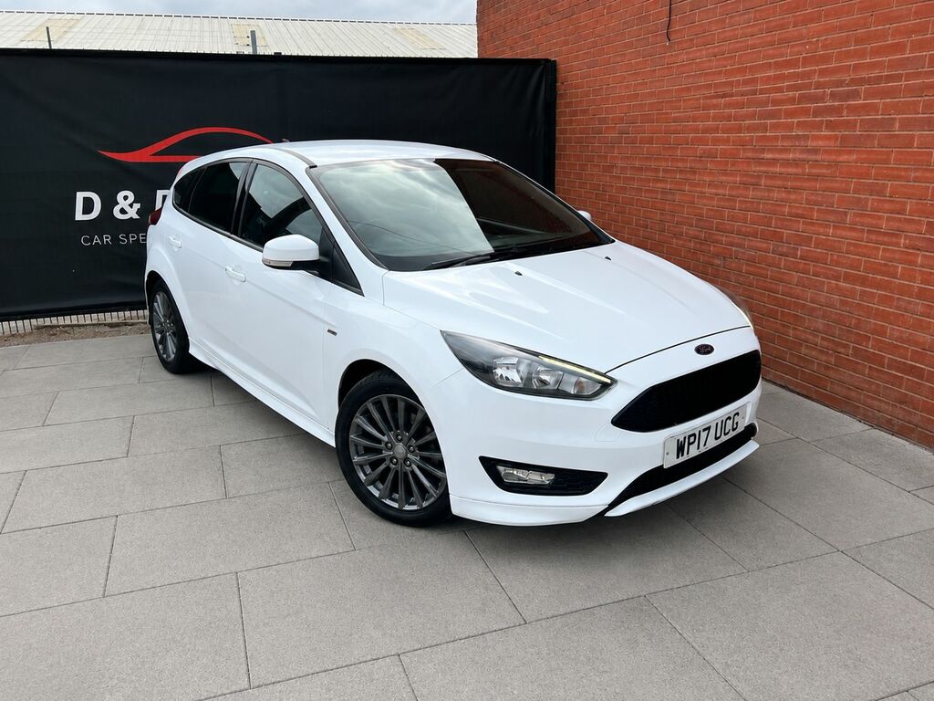 Ford Focus St-line 1.0 Ecoboost 123 Bhp Full Service Histor White