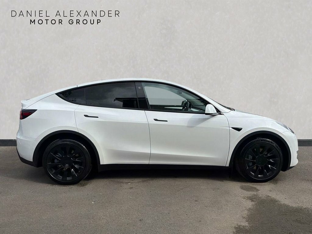Tesla Model Y Suv White #5