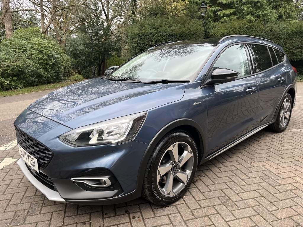 Ford Focus Estate BJ71YZR Blue #2