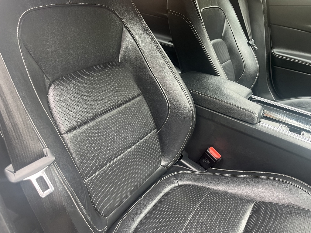 Jaguar XE Xe R-sport D Grey #37
