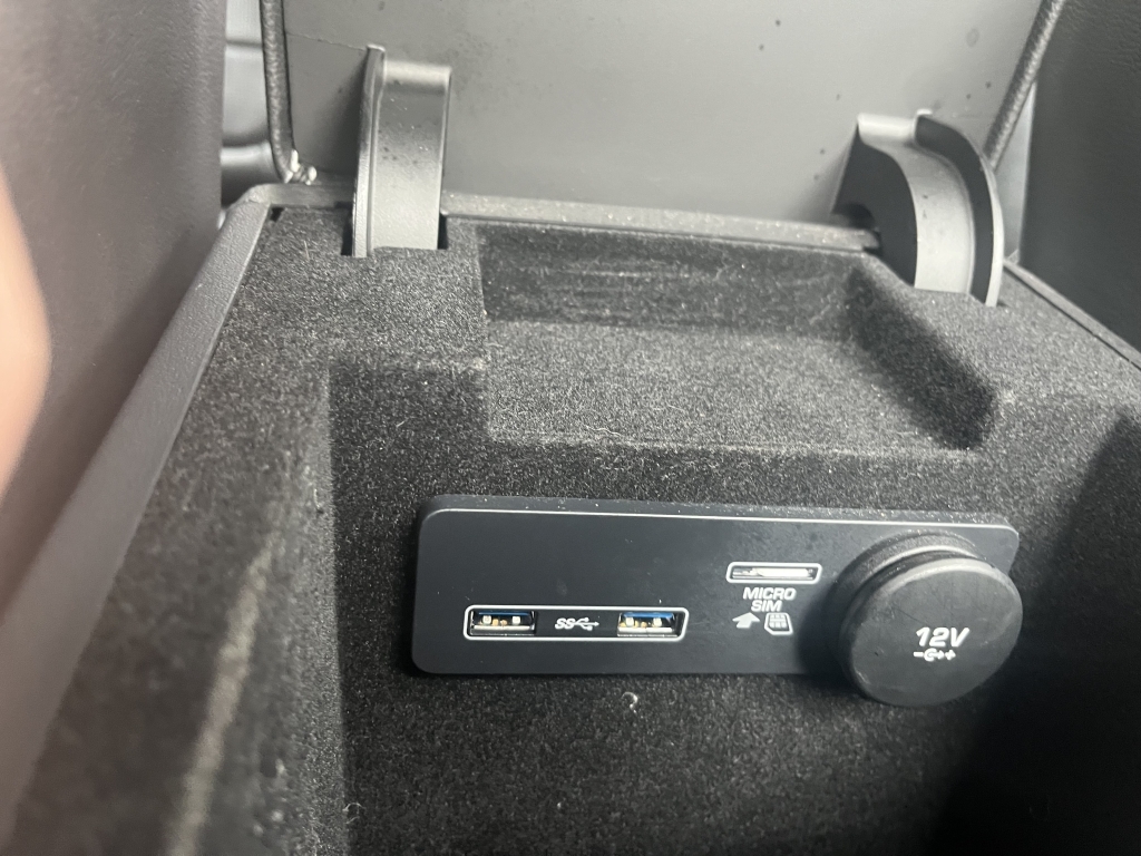 Jaguar XE Xe R-sport D Grey #20