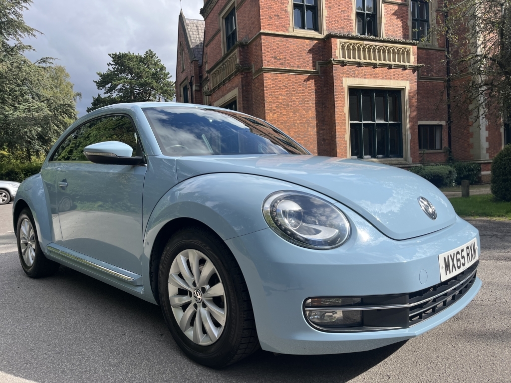 Volkswagen Beetle Hatchback Blue