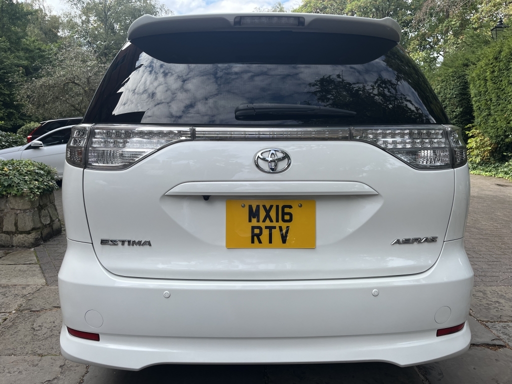 Toyota Estima Mpv White #6