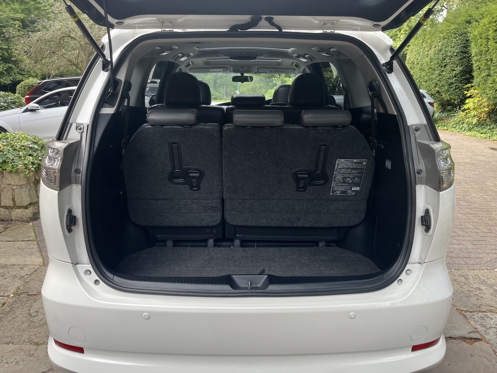 Toyota Estima Mpv Blue #10