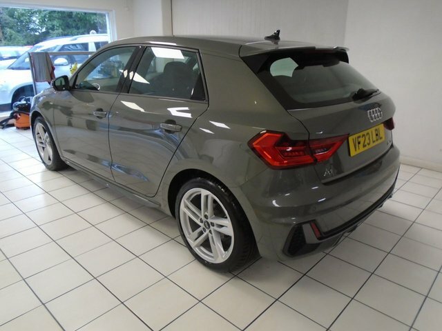 Audi A1 1.5 Tfsi 35 S Line Sportback S Tronic E Grey #4