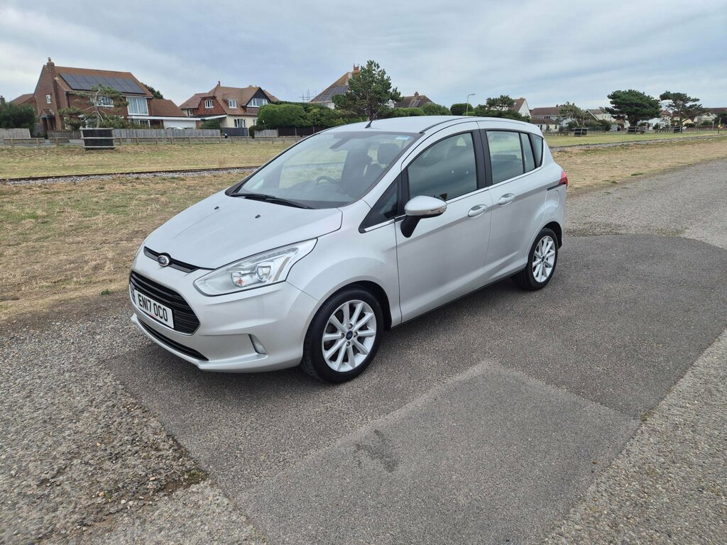 Ford B-Max Titanium Navigator Silver #4