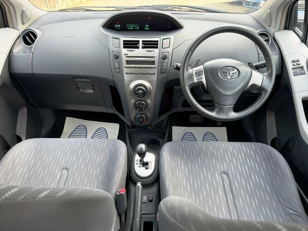 Toyota Yaris 1.33 Dual Vvt-i Tr Multimode Euro 4 Ss Silver #3