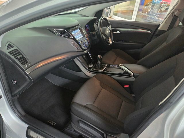 Hyundai I40 Active Silver #7