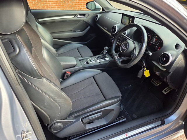 Audi A3 2017 2.0 Tfsi S Line Hatchback S Tronic Silver #4