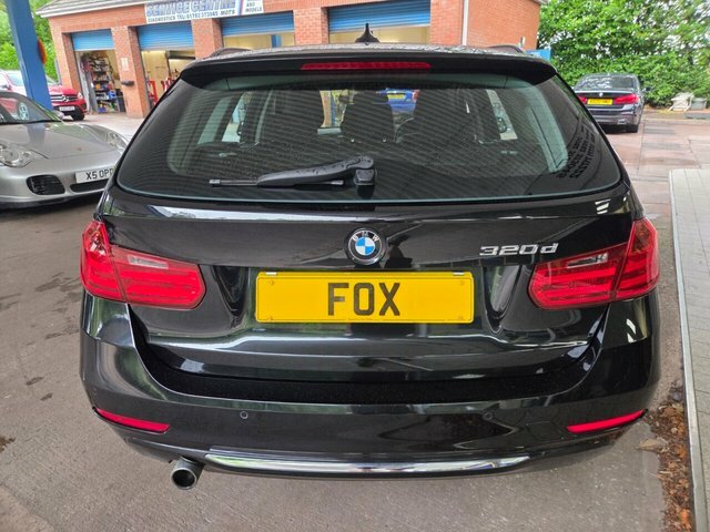 BMW 3 Series 2.0 320D Luxury Touring Euro 5 Black #3