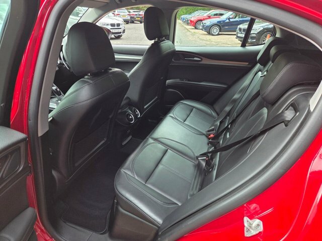 Alfa Romeo Stelvio 2018 2.0T Speciale Suv Q4 Awd Euro Red #5