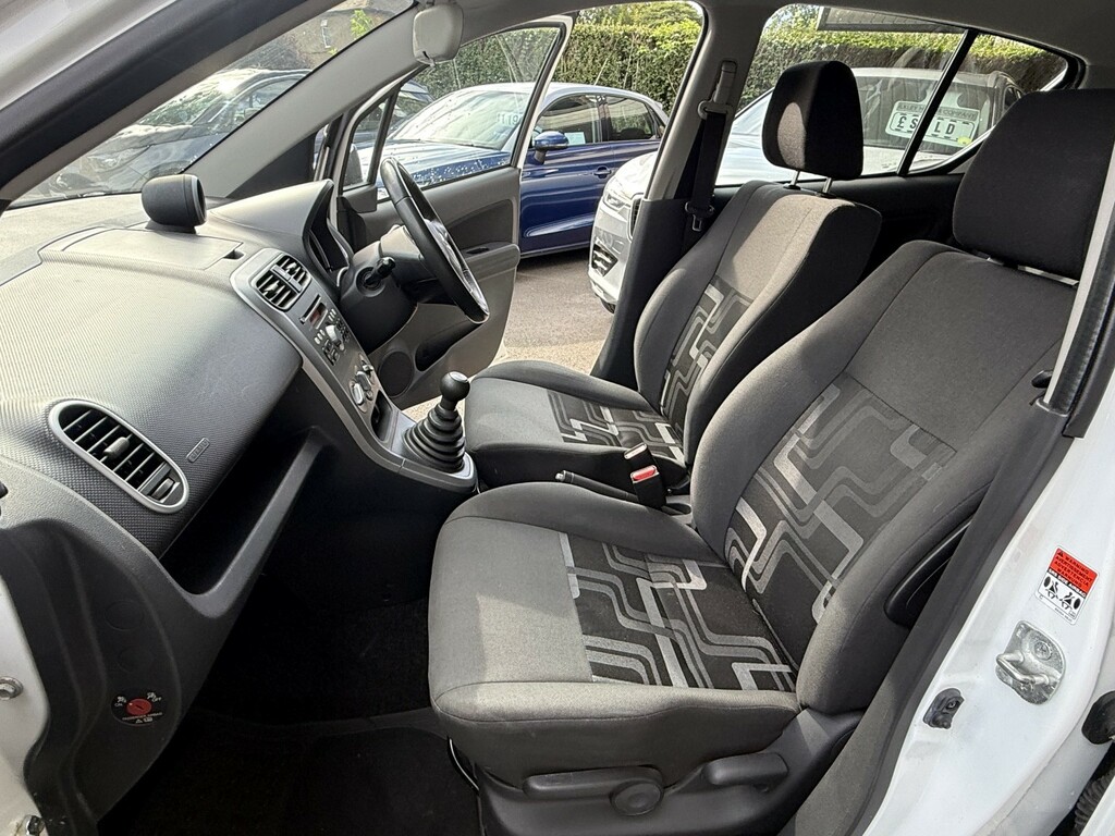Suzuki Splash 1.2 Sz4 94 Bhp Red #9