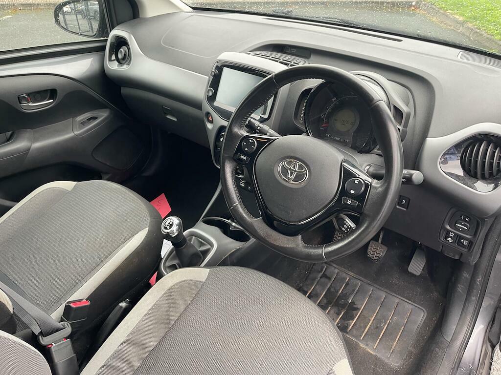 Toyota Aygo X X-play Grey #5