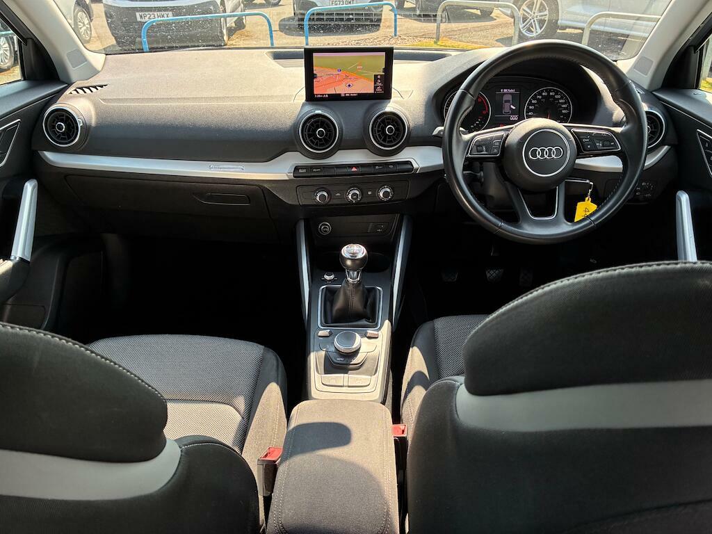 Audi Q2 Sport 30 Tdi 116 Ps 6-Speed Grey #25