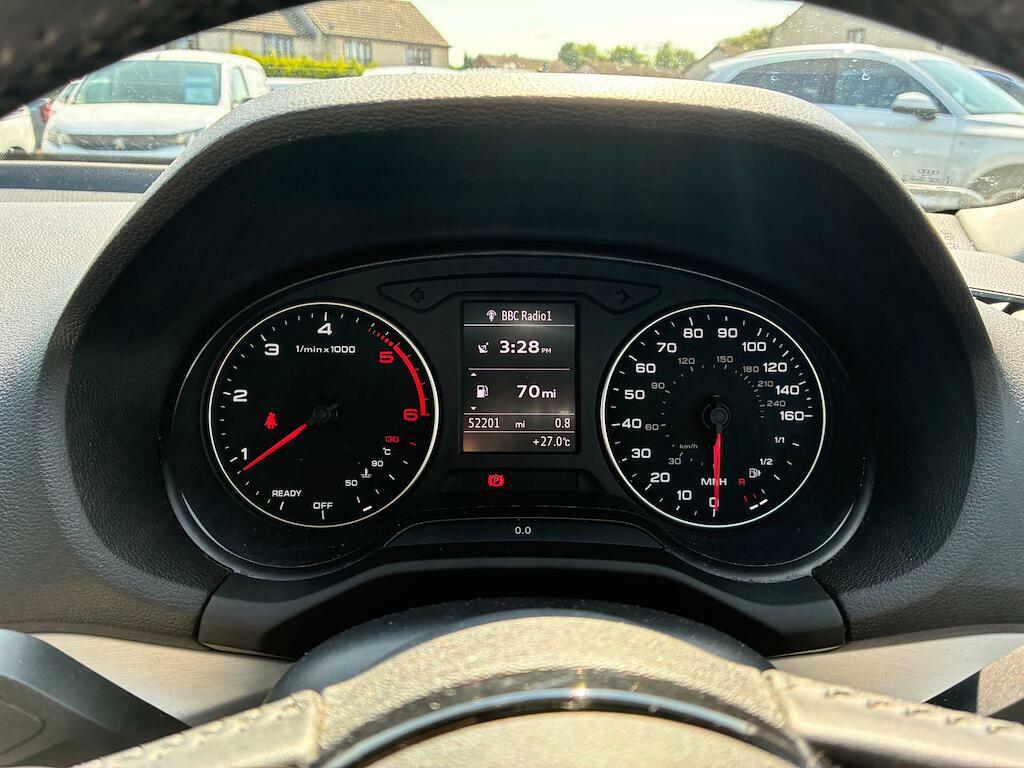 Audi Q2 Sport 30 Tdi 116 Ps 6-Speed Grey #27