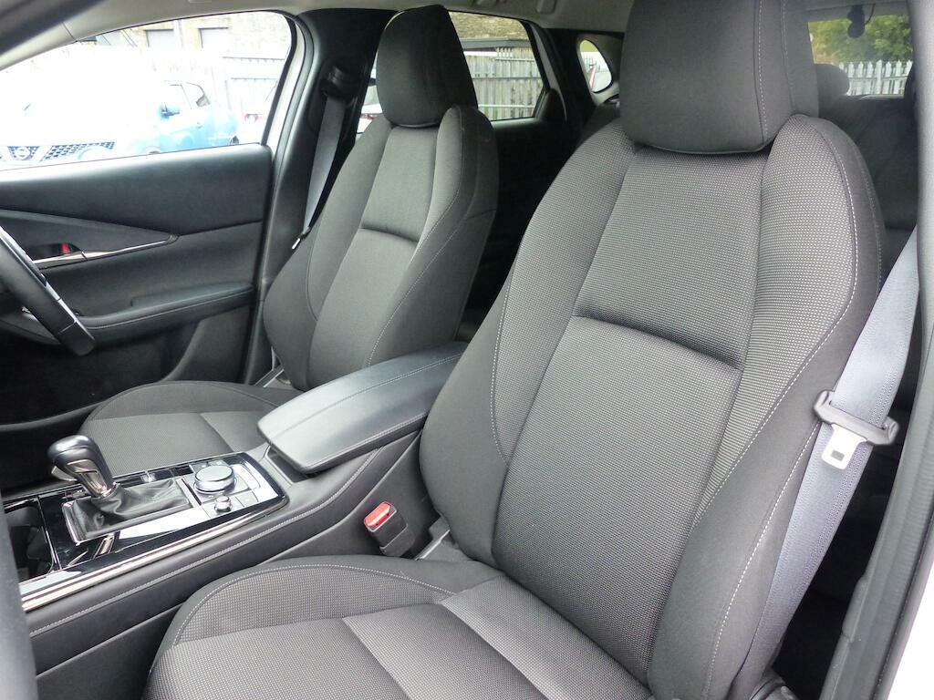 Mazda CX-30 Exclusive-line White #6