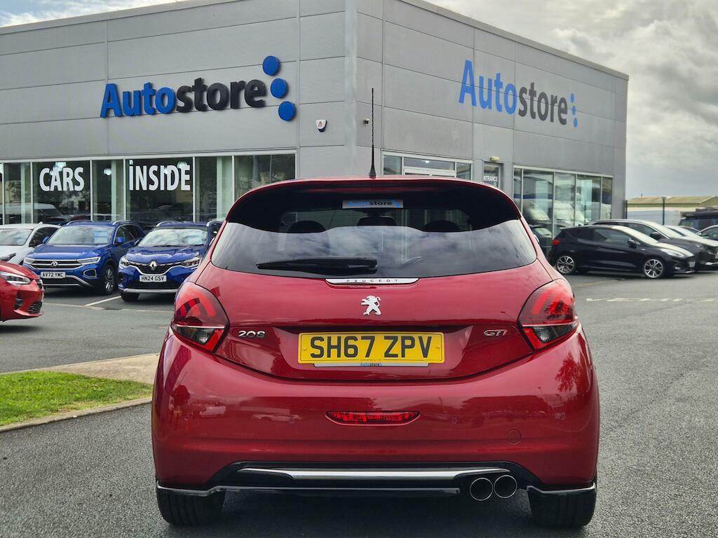 Peugeot 208 Gti Prestige Red #6