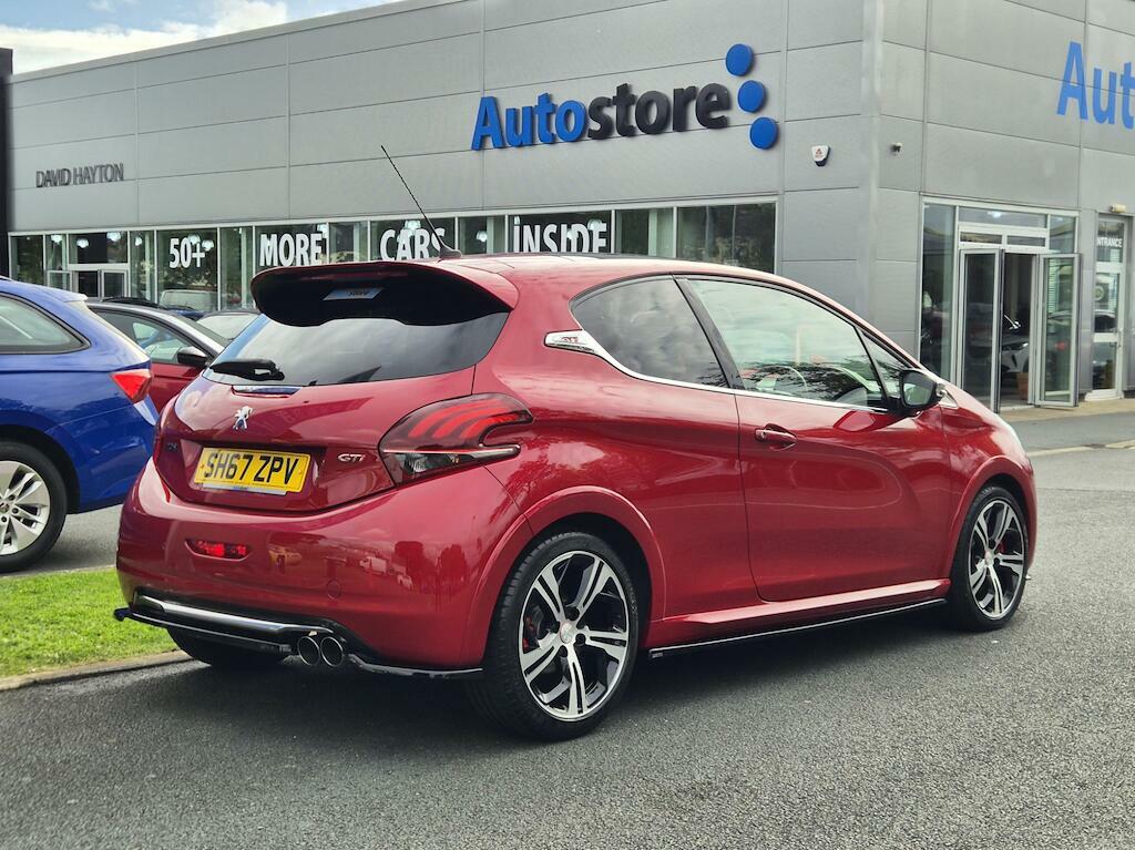 Peugeot 208 Gti Prestige Red #5