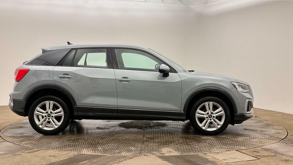 Audi Q2 Sport Grey #4