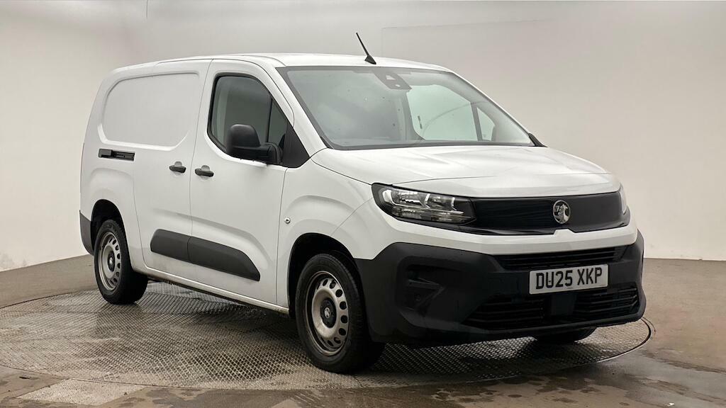Vauxhall Combo Prime White