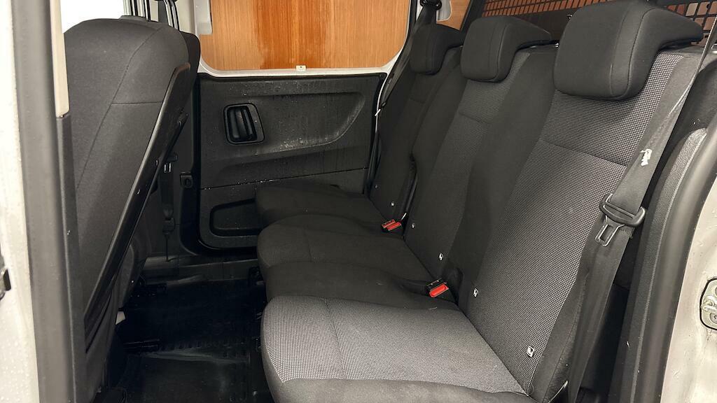 Vauxhall Combo 1.5 Turbo D 2300 Pro Xl Panel Van 6Dr Manua Silver #7