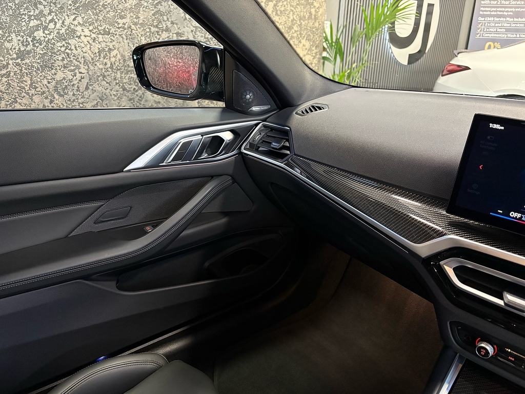 BMW M4 M4 Competition Step Red #15