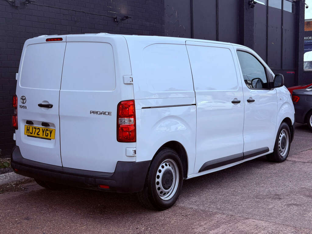 Toyota PROACE Panel Van White #8