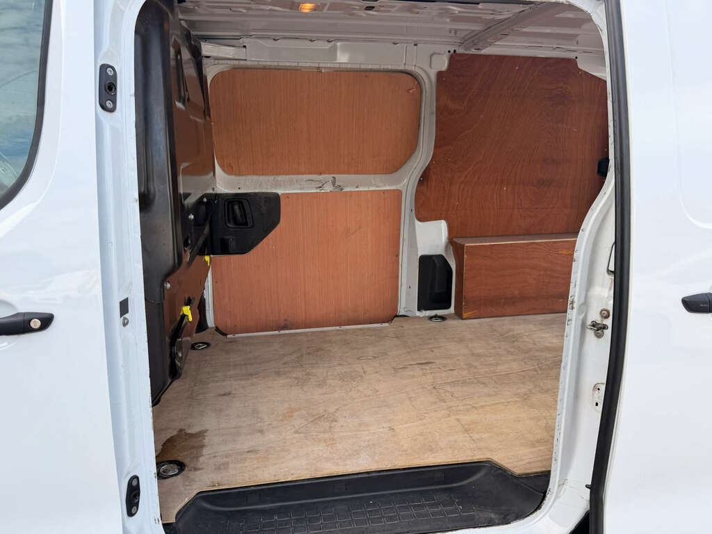 Toyota PROACE Panel Van White #16