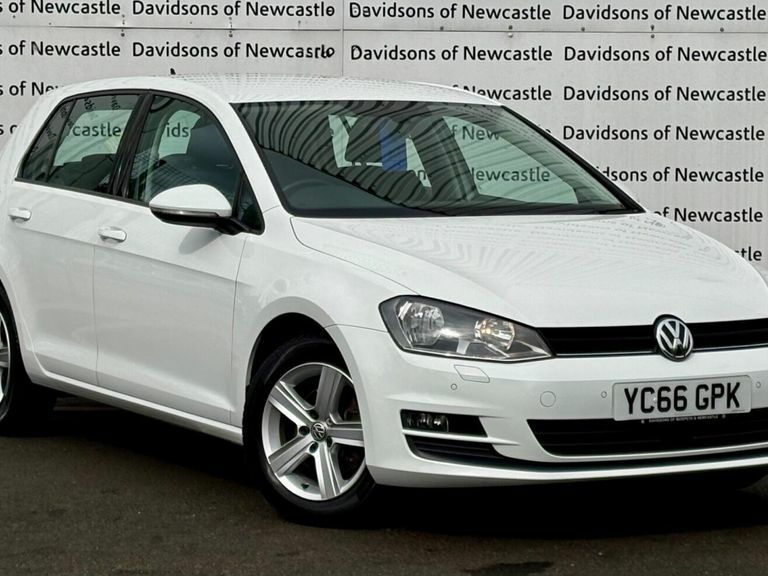 Volkswagen Golf 2.0 Tdi Bluemotion Tech Match Edition Hatchback YC66GPK White