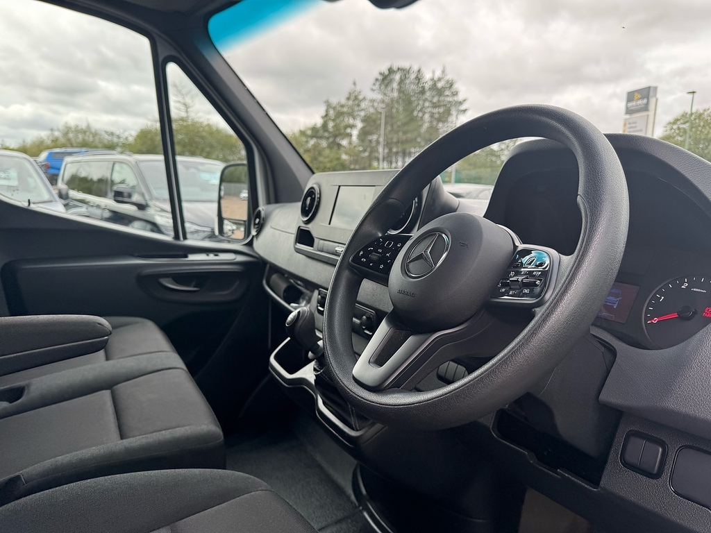 Mercedes-Benz Sprinter 315 Cdi Progressive L2 H2 Rwd 150Ps With Reverse C White #5