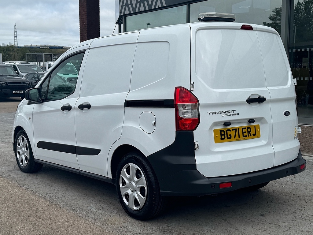 Ford Transit Courier Tdci Trend 75Ps With Air Con, Roof Beacon Revers White #4