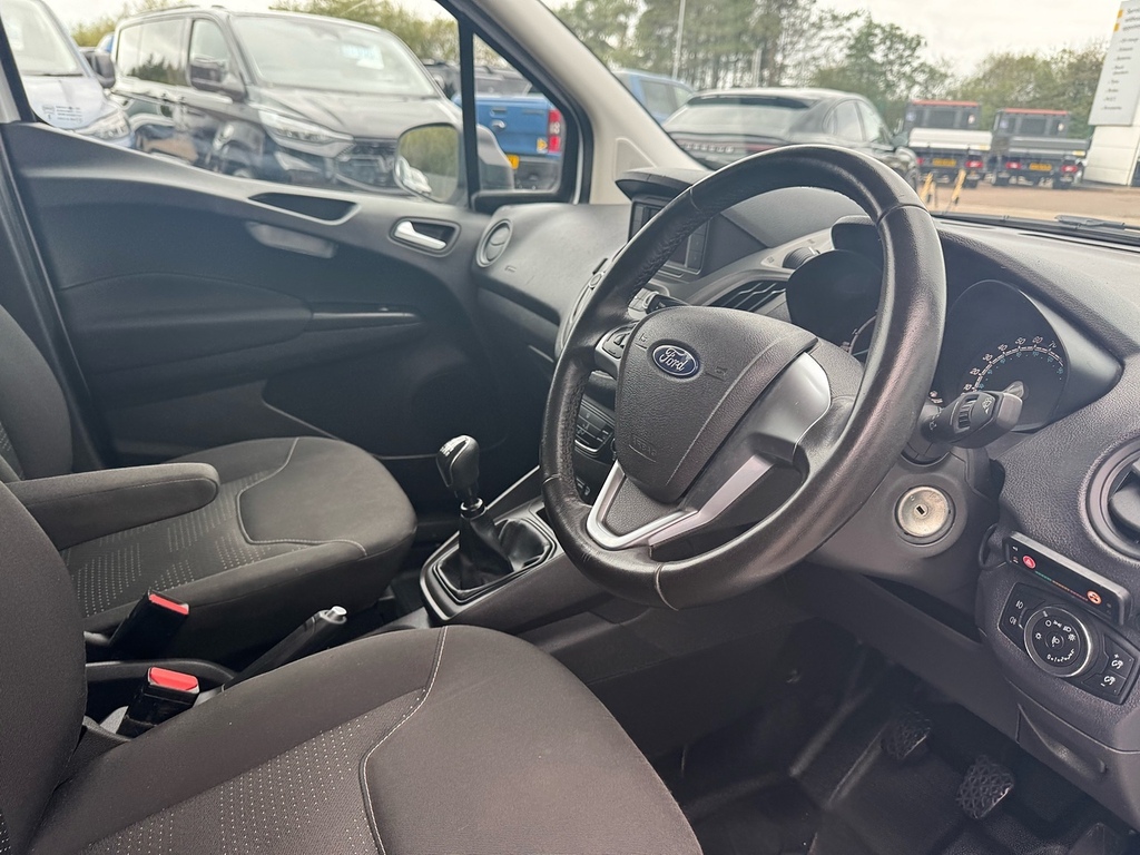 Ford Transit Courier Tdci Trend 75Ps With Air Con, Roof Beacon Revers White #5