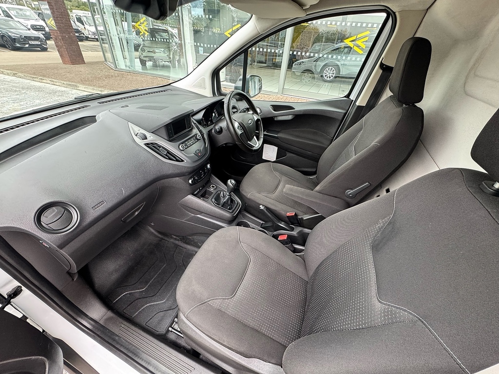Ford Transit Courier Courier Limited 1.5 Tdci 100Ps 6 Speed, Demo, Air Grey #19