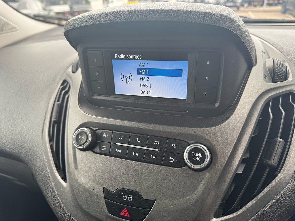 Ford Transit Courier Courier Limited 1.5 Tdci 100Ps 6 Speed, Demo, Air Grey #21