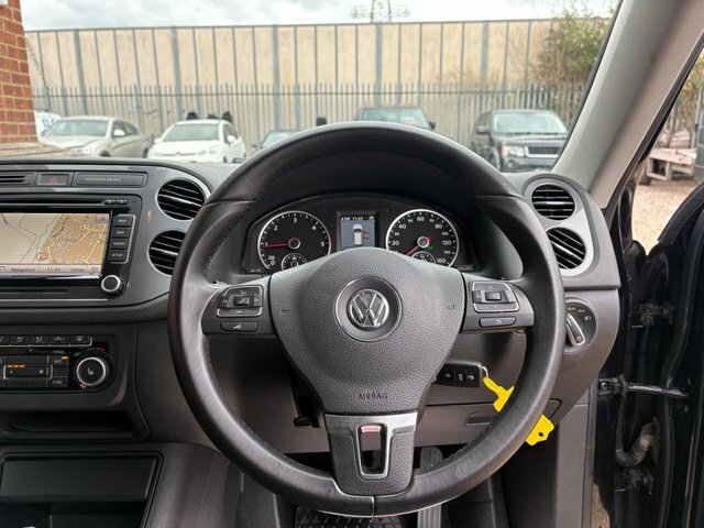 Volkswagen Tiguan S Tdi Bluemotion Technology 4Motion Brown #26