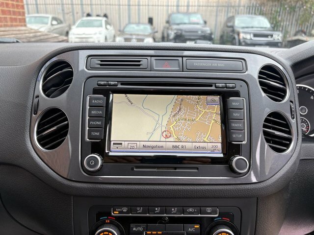 Volkswagen Tiguan S Tdi Bluemotion Technology 4Motion Brown #6