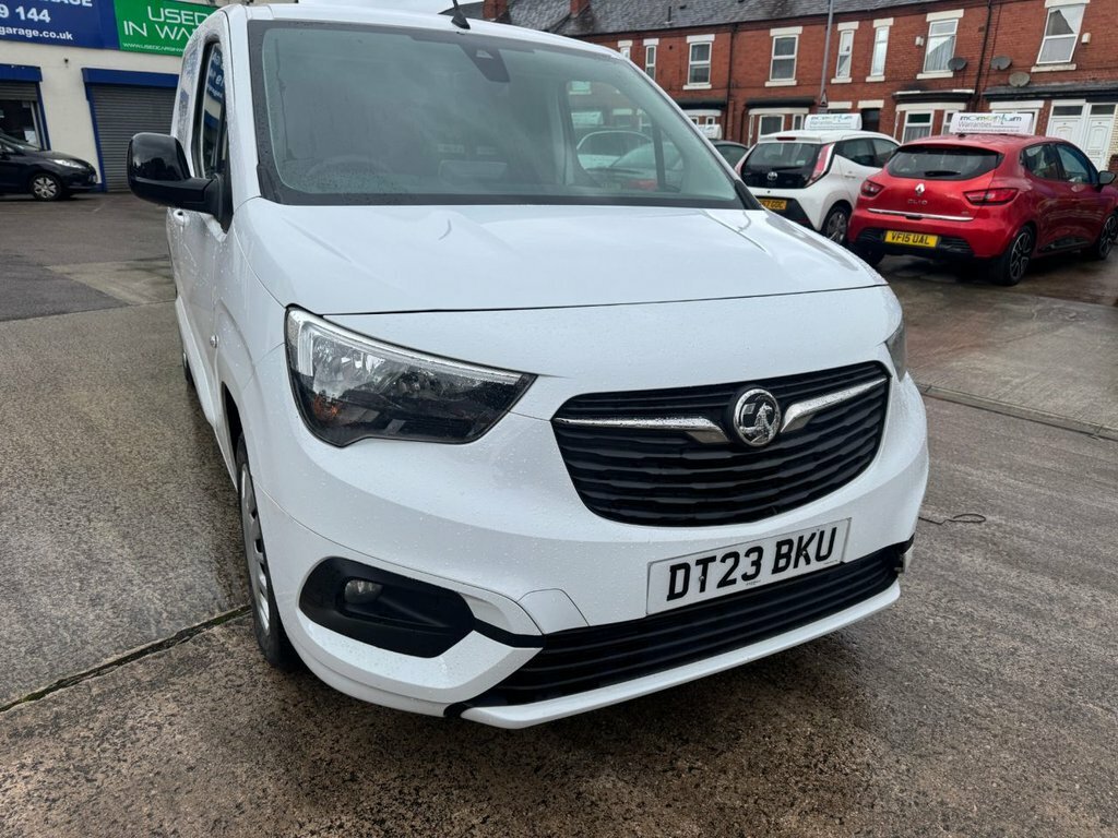Vauxhall Combo 1.5L Pro White #2