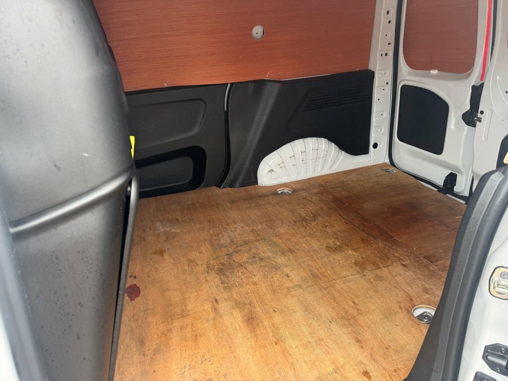 Vauxhall Combo 1.5L Pro White #6