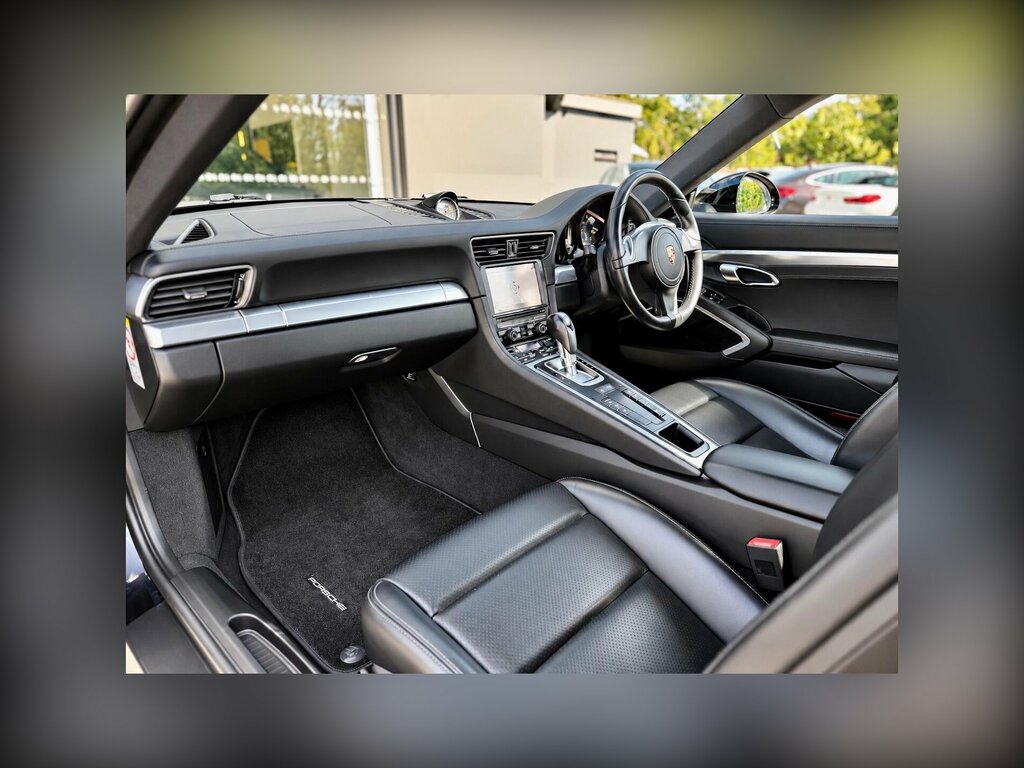 Porsche 911 Carrera S-a White #24