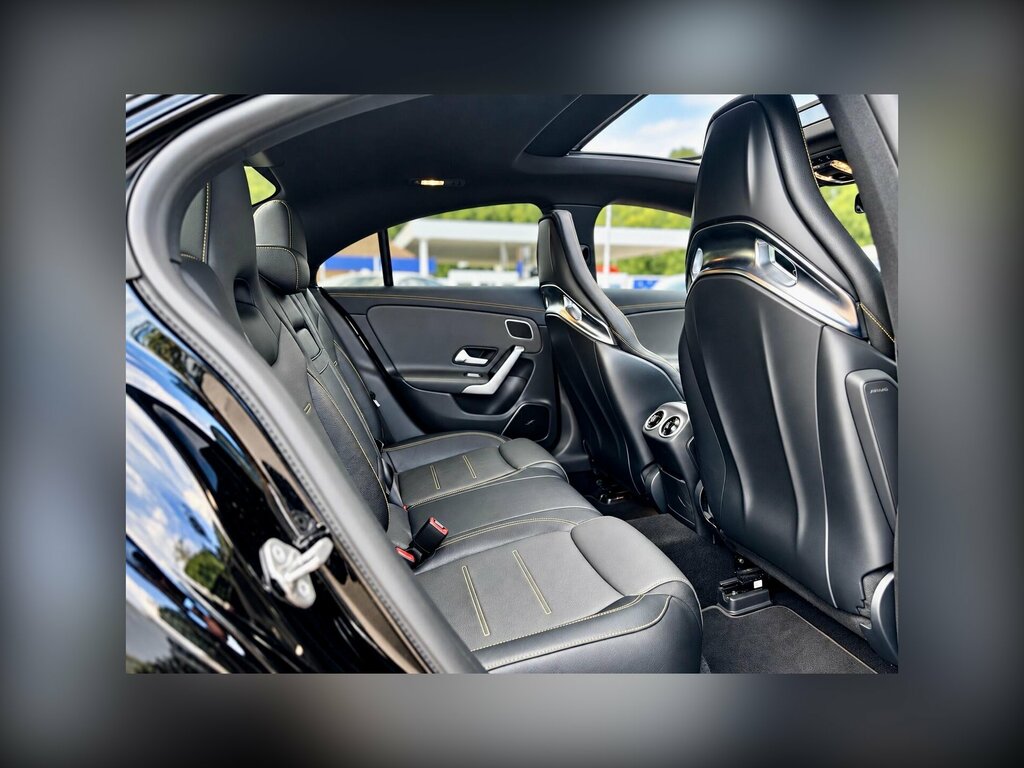 Mercedes-Benz CLA Class Cla 180 Amg Line Premium Plus Tip Silver #10