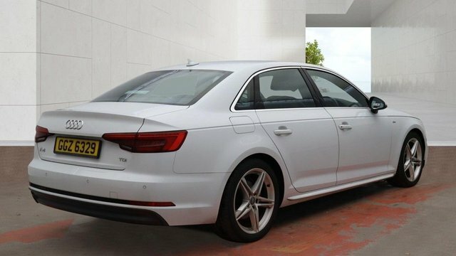 Audi A4 2.0 Tdi S Line White #2
