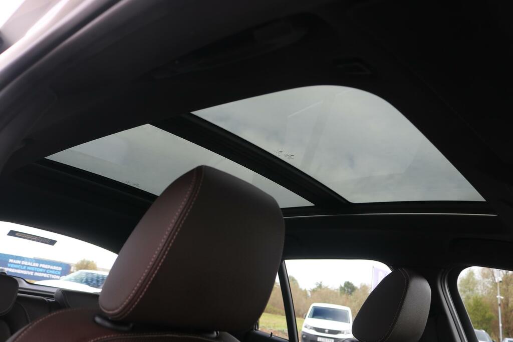 BMW X1 Se White #25